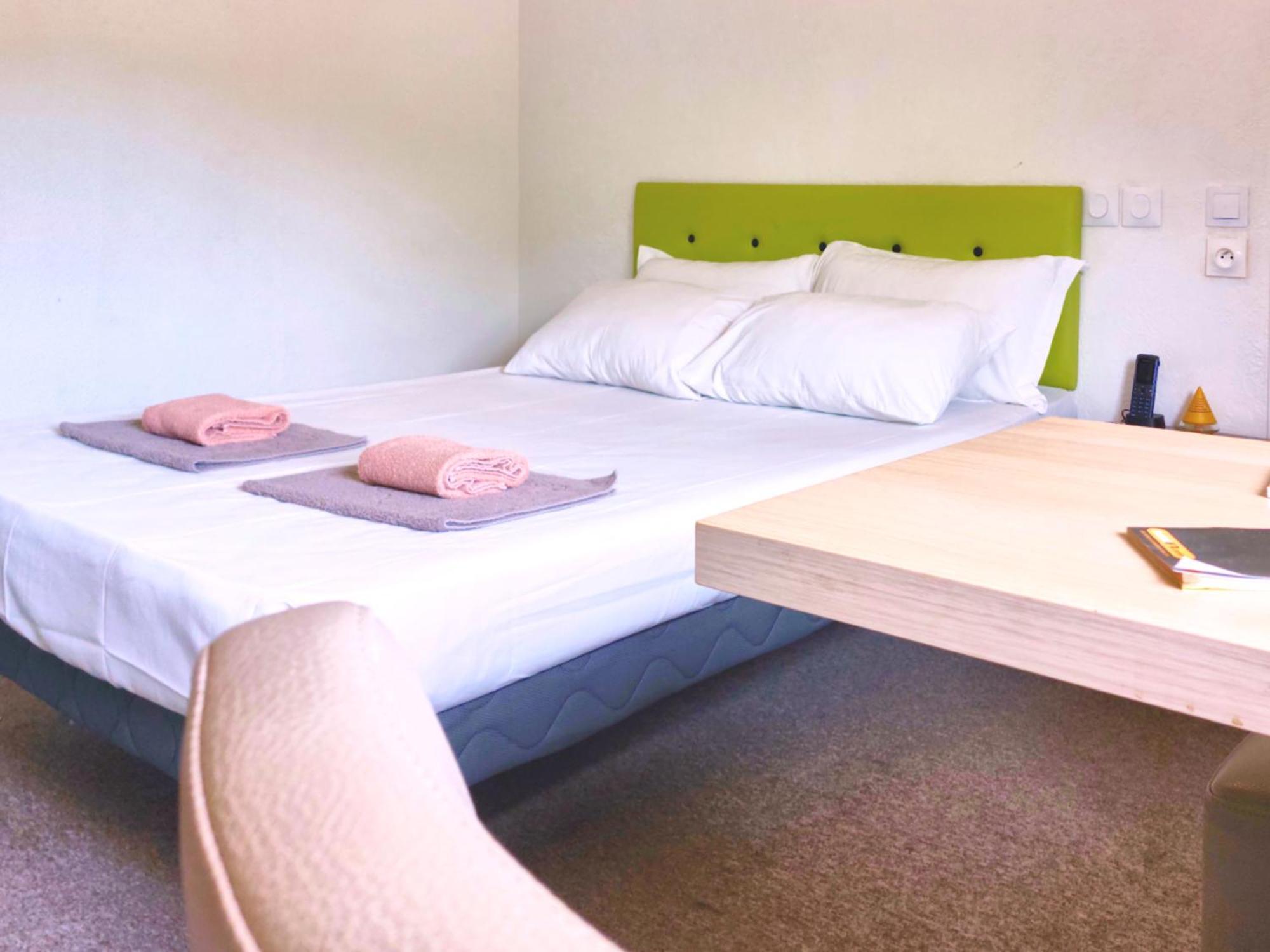 Hotel La Voile Bleue La Richardais ภายนอก รูปภาพ