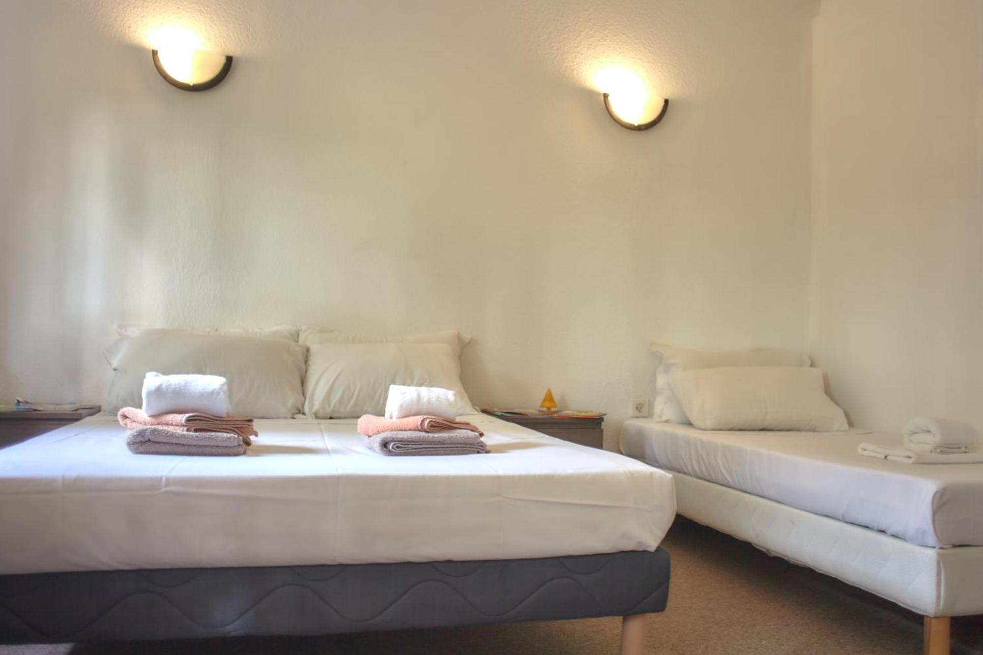 Hotel La Voile Bleue La Richardais ภายนอก รูปภาพ