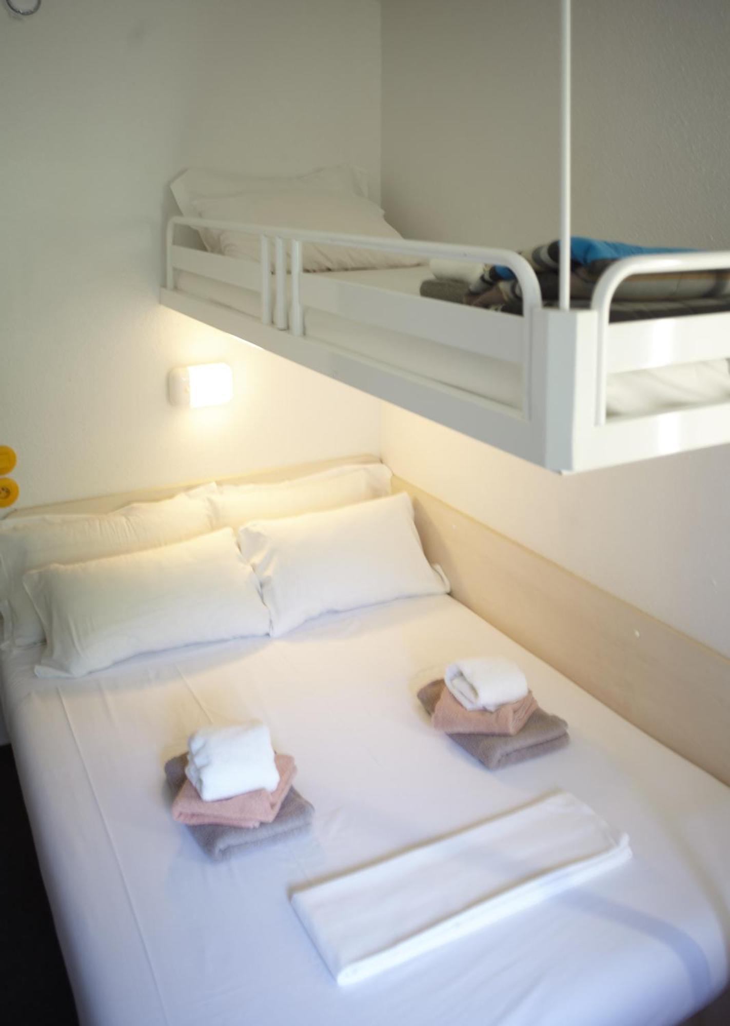 Hotel La Voile Bleue La Richardais ภายนอก รูปภาพ